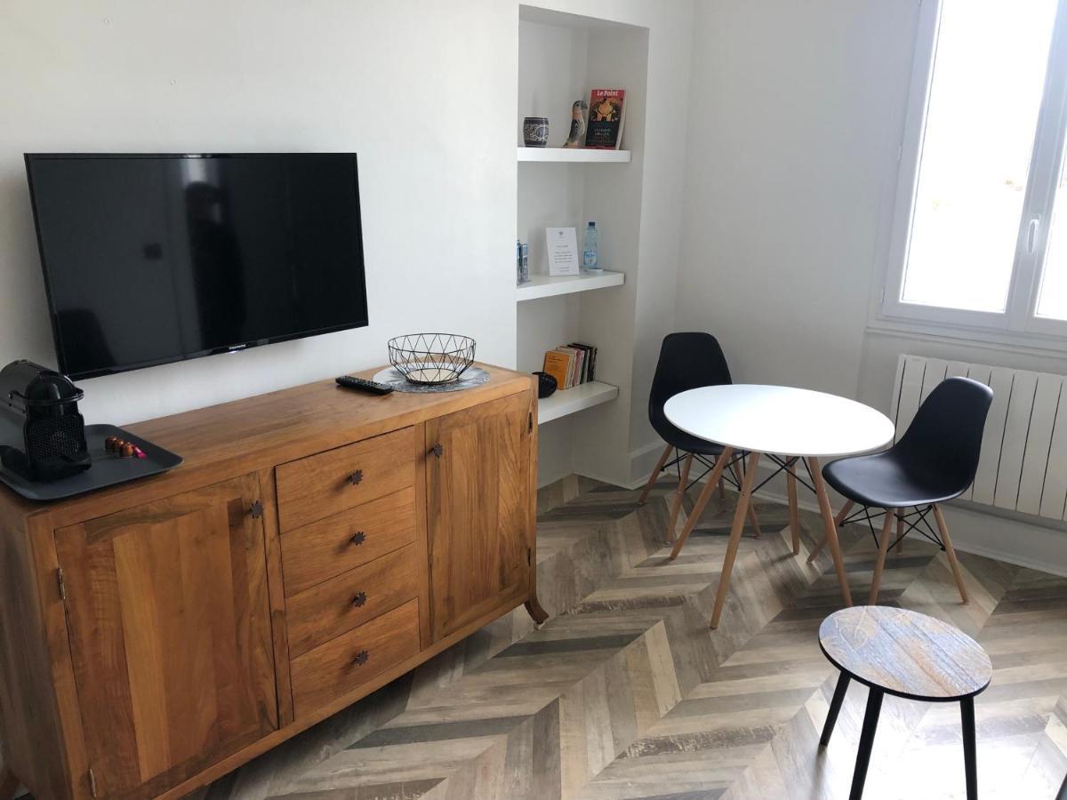 Superbe appartement indépendant en centre ville Vichy Exterior foto